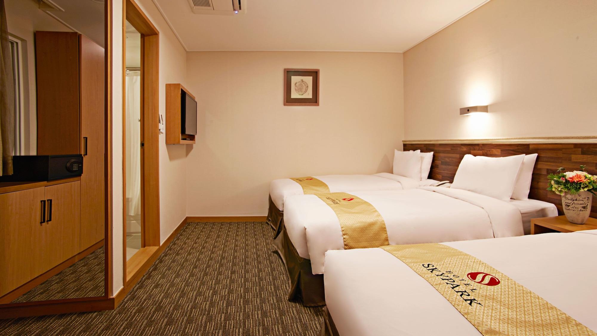 Hotel Skypark Myeongdong 1 Seoul Exterior photo