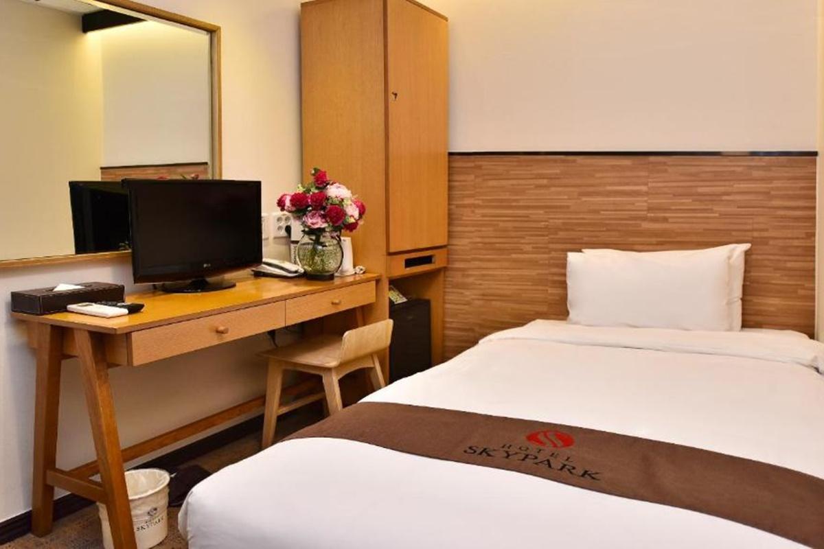 Hotel Skypark Myeongdong 1 Seoul Exterior photo