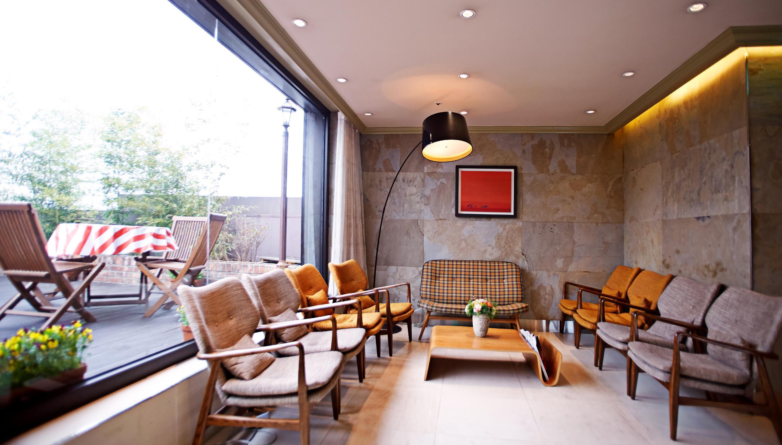 Hotel Skypark Myeongdong 1 Seoul Exterior photo