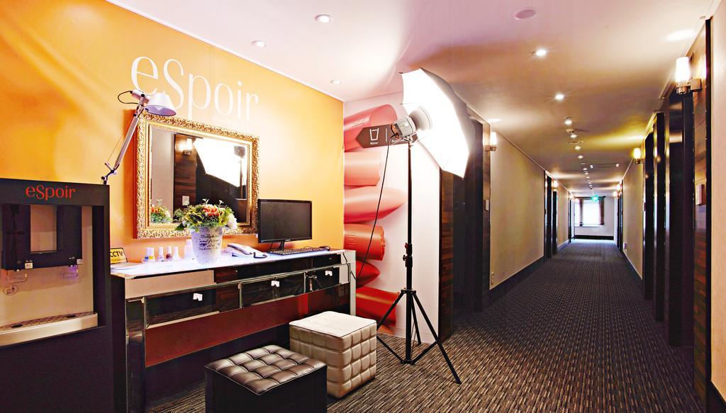 Hotel Skypark Myeongdong 1 Seoul Exterior photo